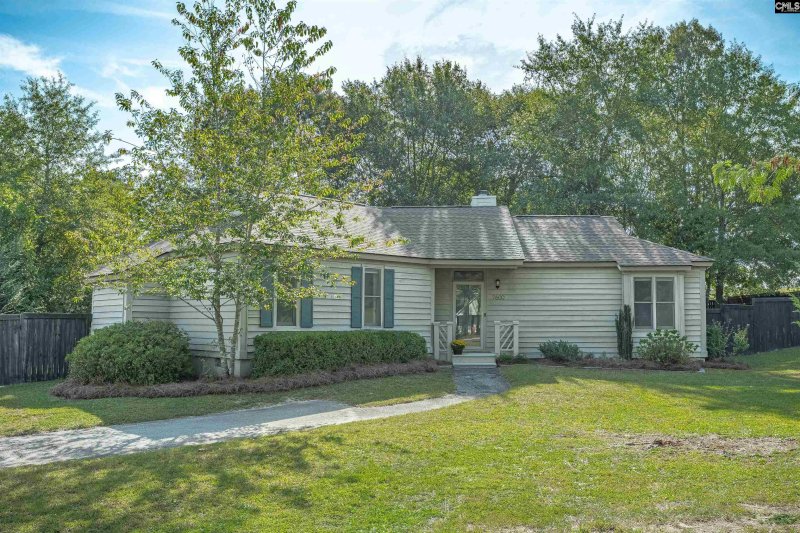 Property image 2 of 7600 Leitner Road in Charlestowne, Columbia, SC 29209