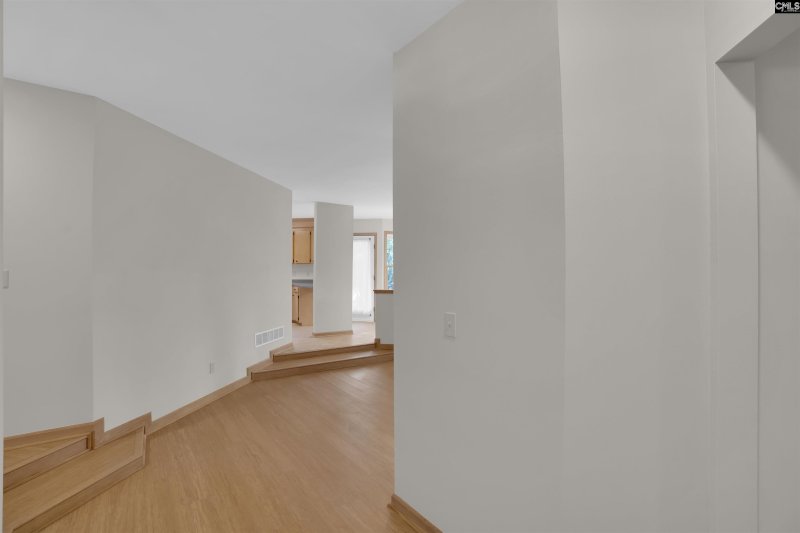 Property image 5 of 7600 Leitner Road in Charlestowne, Columbia, SC 29209