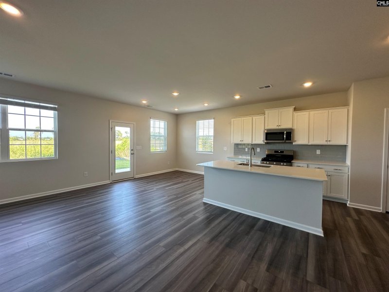 Property image 4 of 643 Olympia Street in Taylor Hill, Gilbert, SC 29054