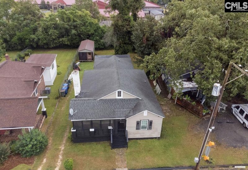 Property image 2 of 2122 Barhamville Road in Washington Heights, Columbia, SC 29204