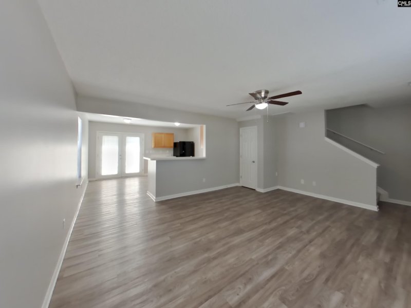 Property image 4 of 108 Springway Drive in East Lake, Columbia, SC 29209