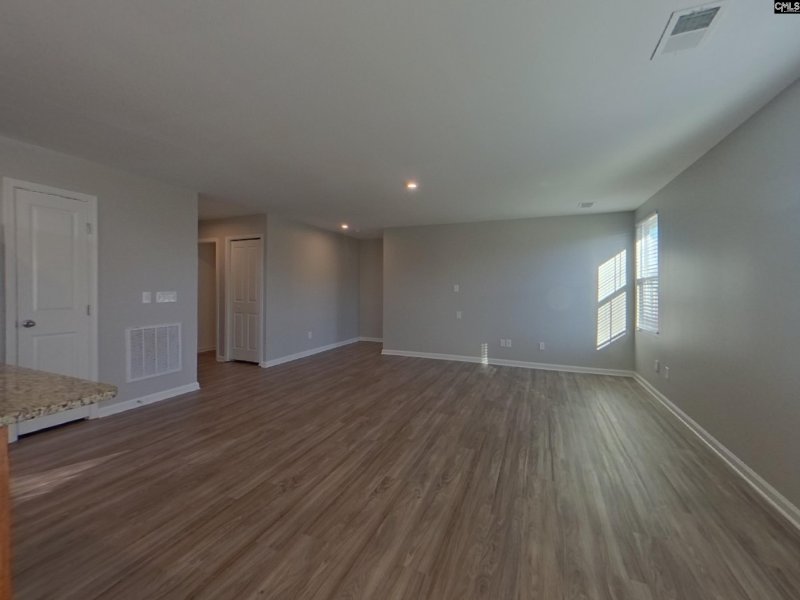 Property image 2 of 513 Scribes Lane in Burnside Farms, Columbia, SC 29209