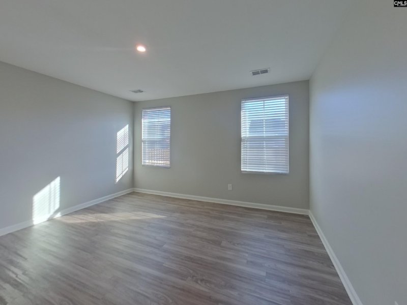 Property image 4 of 513 Scribes Lane in Burnside Farms, Columbia, SC 29209