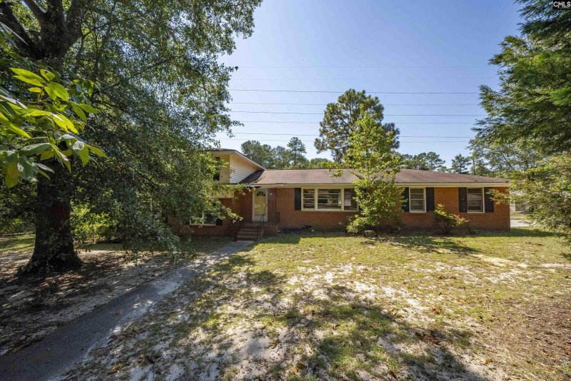 Property image 2 of 600 Shady Lane in Edenwood, Cayce, SC 29033