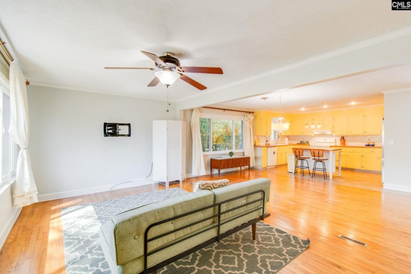 Property image 3 of 7711 Crestbrook Road in Springwood Lakes, Columbia, SC 29223