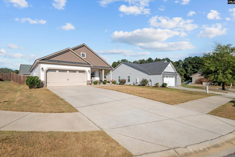 Property image 2 of 104 Merlot Court in Summerland, Batesburg, SC 29006