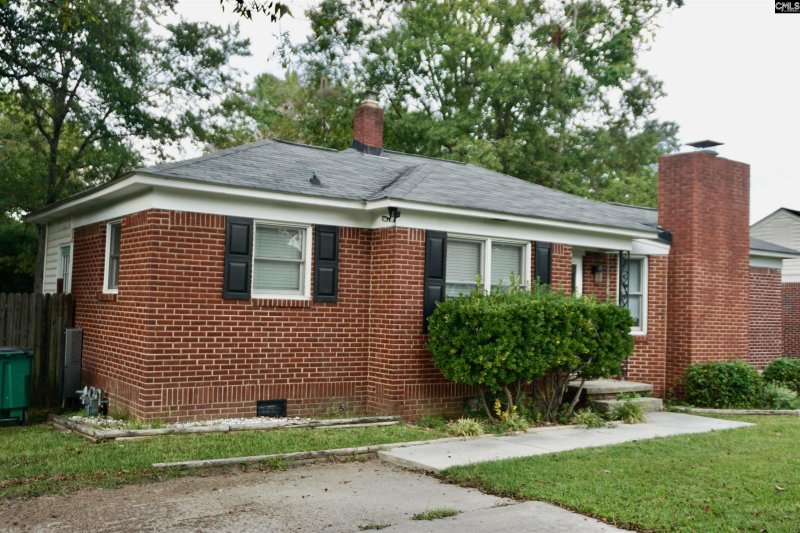 Property image 4 of 1512 Summerland Drive in Broad Acres, Cayce, SC 29033-2821