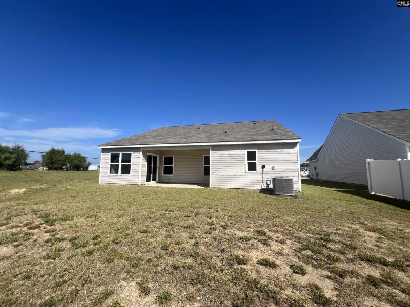 Property image 4 of 645 Wild Tulip Court in Finlay Farms, Gilbert, SC 29054