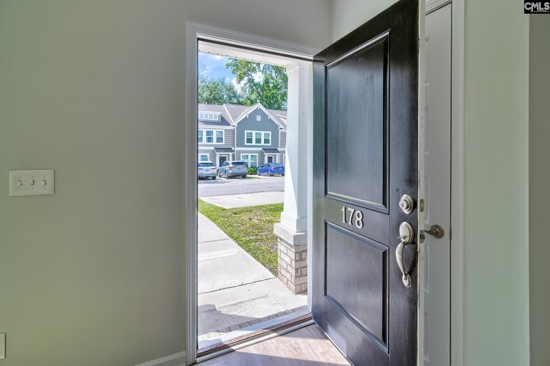 Property image 4 of 178 Northwood Street in Canal Place, Columbia, SC 29201-1570