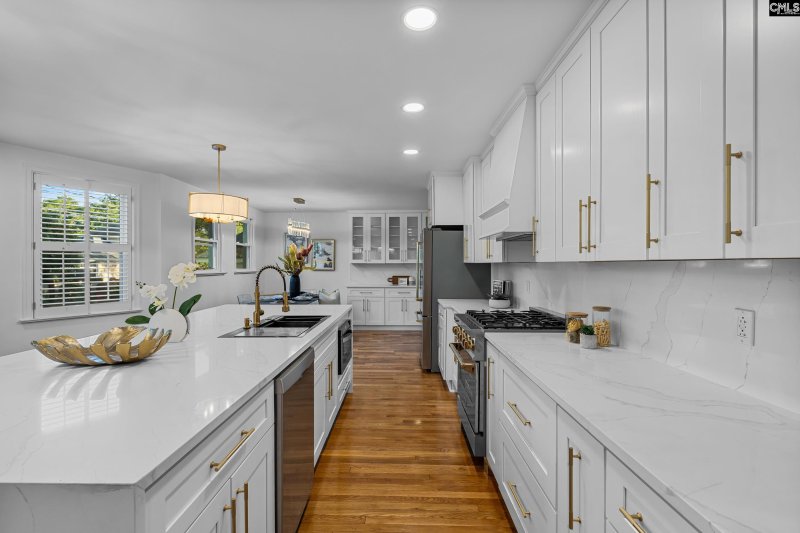 Property image 5 of 3726 Blossom Street in Shandon, Columbia, SC 29205