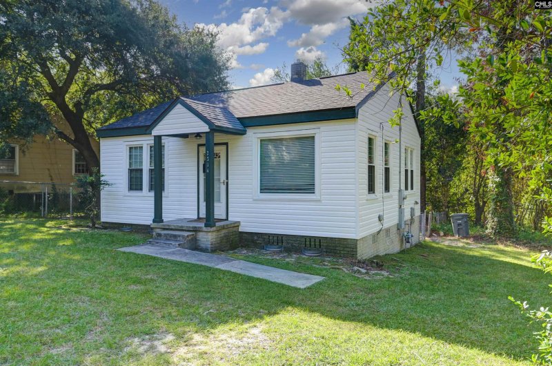 Property image 2 of 2214 Superior Street in Rosewood, Columbia, SC 29205