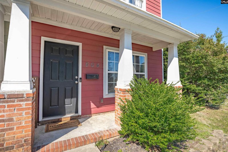 Property image 2 of 504 Idlewood Park Drive in Maple Tree Townes, West Columbia, SC 29170