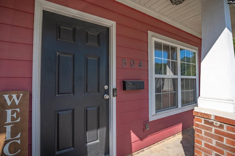 Property image 3 of 504 Idlewood Park Drive in Maple Tree Townes, West Columbia, SC 29170