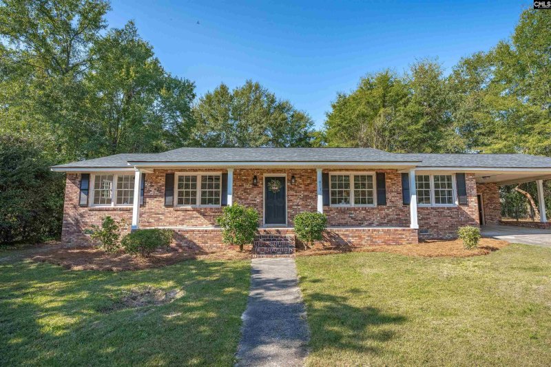 Property image 2 of 811 Rockwood Road in Knollwood, Columbia, SC 29209