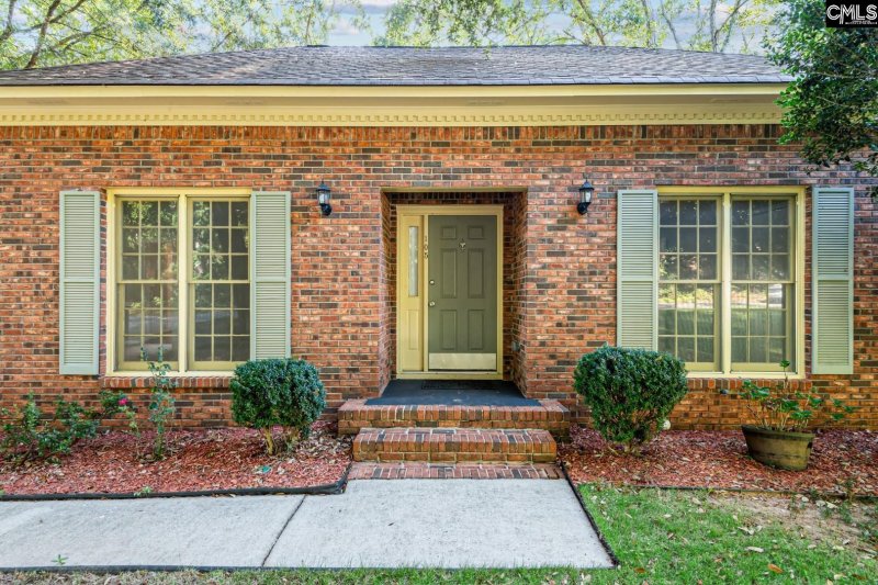 Property image 4 of 105 Thornhill Road in Coldstream, Columbia, SC 29212