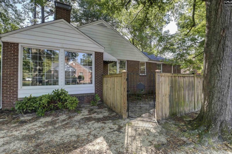 Property image 4 of 2900 Burney Drive in Shandon, Columbia, SC 29205