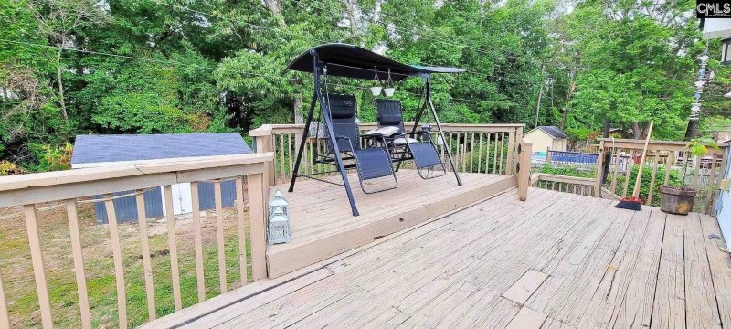 Property image 2 of 404 Meadowlake Drive in Meadowlake, Columbia, SC 29203