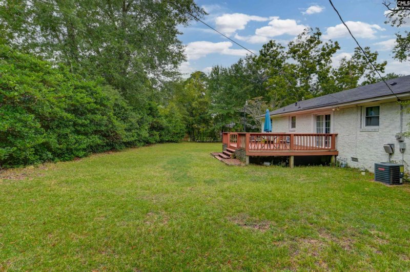 Property image 3 of 6768 Towhee Drive in Pennington Acres, Columbia, SC 29209