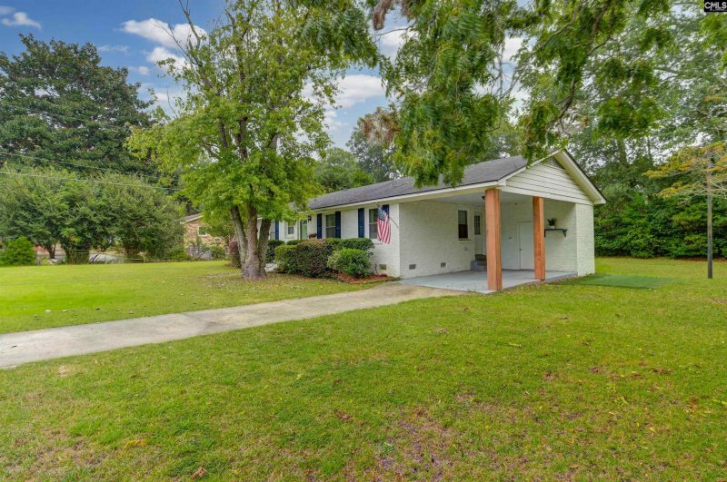 Property image 4 of 6768 Towhee Drive in Pennington Acres, Columbia, SC 29209
