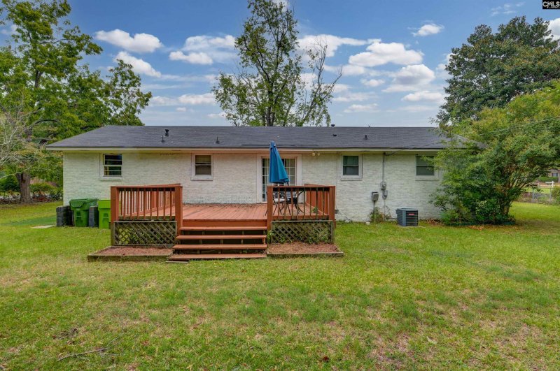 Property image 5 of 6768 Towhee Drive in Pennington Acres, Columbia, SC 29209
