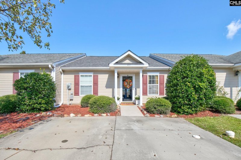 Property image 2 of 403 Regency Park Drive in Regency Park, Columbia, SC 29210