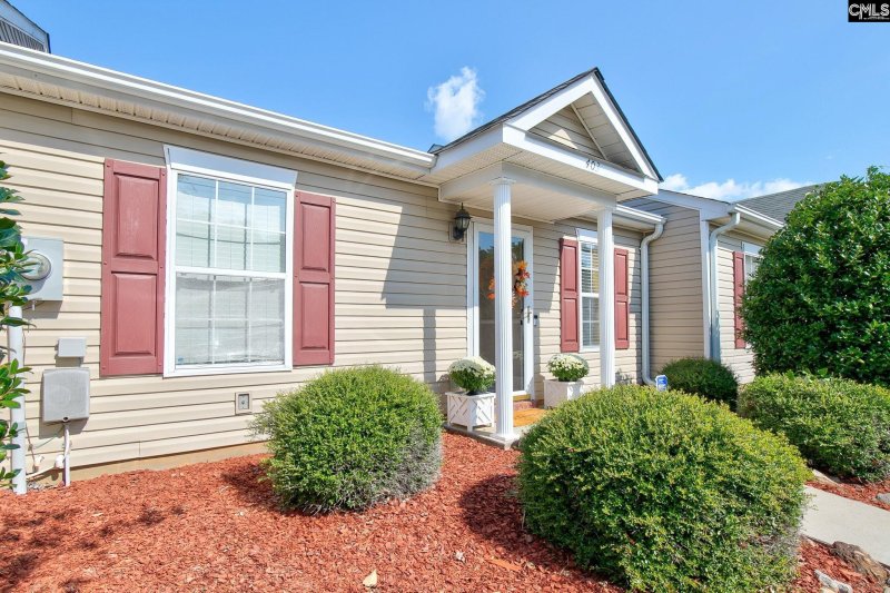 Property image 3 of 403 Regency Park Drive in Regency Park, Columbia, SC 29210