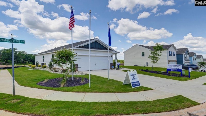 Property image 3 of 163 Livingston Woods Drive in Livingston Woods, Irmo, SC 29063