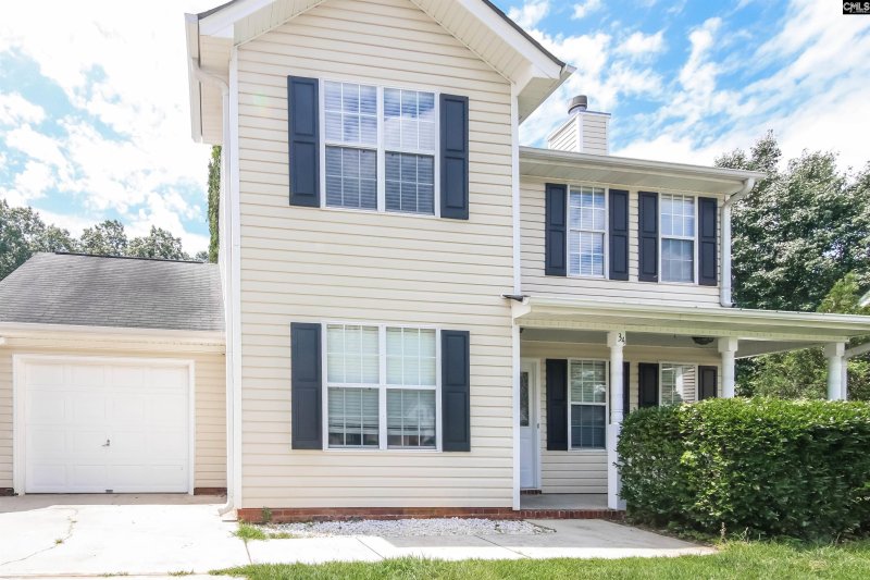 Property image 2 of 34 Cedar Field Court in Chestnut Hill Plantation, Columbia, SC 29212-2810