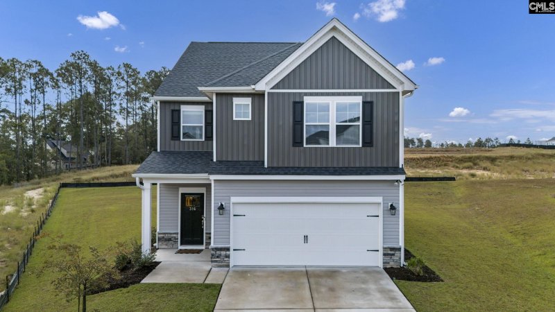 Copper Crest, Lexington Community
