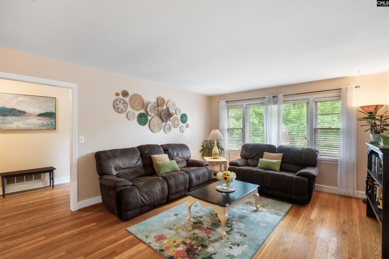 Property image 4 of 1557 S Beltline Boulevard in Rosewood, Columbia, SC 29205