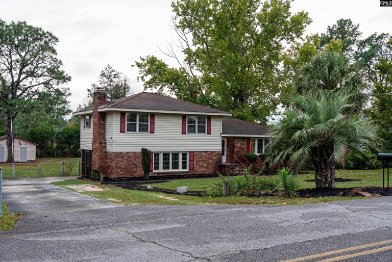 Property image 2 of 2345 White Pine Road in Windsor Lake Park, Columbia, SC 29223