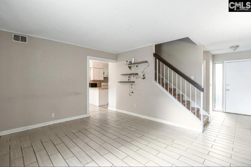 Property image 2 of 169 Wood Court in St Andrews Woods, Columbia, SC 29210