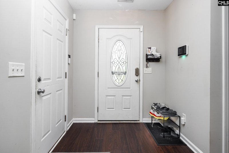 Property image 2 of 113 Eagleview Drive in Manchester Park, Lexington, SC 29073