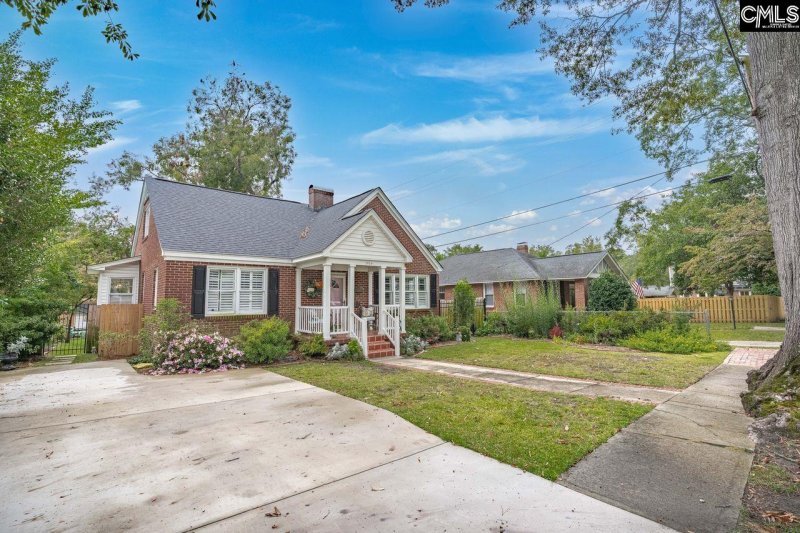 Property image 3 of 2920 Bratton Street in Melrose Heights, Columbia, SC 29205