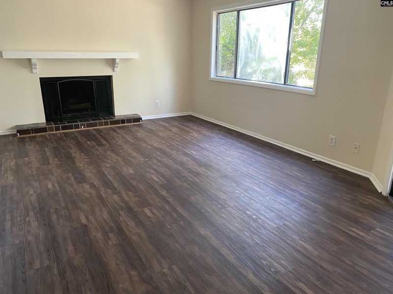 Property image 2 of 96 Ligustrum Lane in Reflections, Columbia, SC 29209-4211