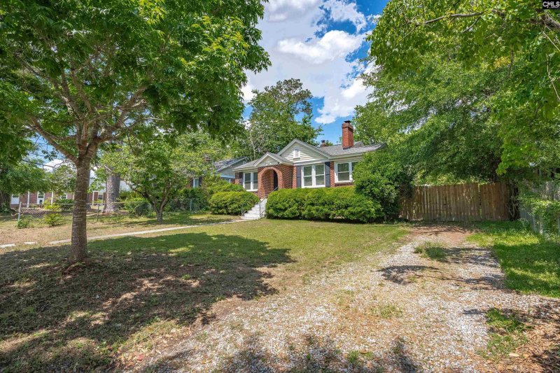 Property image 4 of 3803 Yale Avenue in Sherwood Forest, Columbia, SC 29205