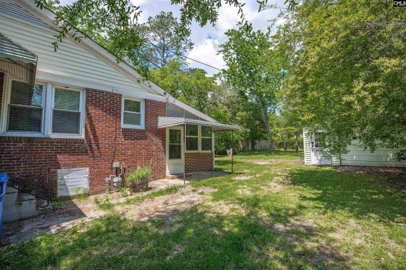 Property image 5 of 3803 Yale Avenue in Sherwood Forest, Columbia, SC 29205