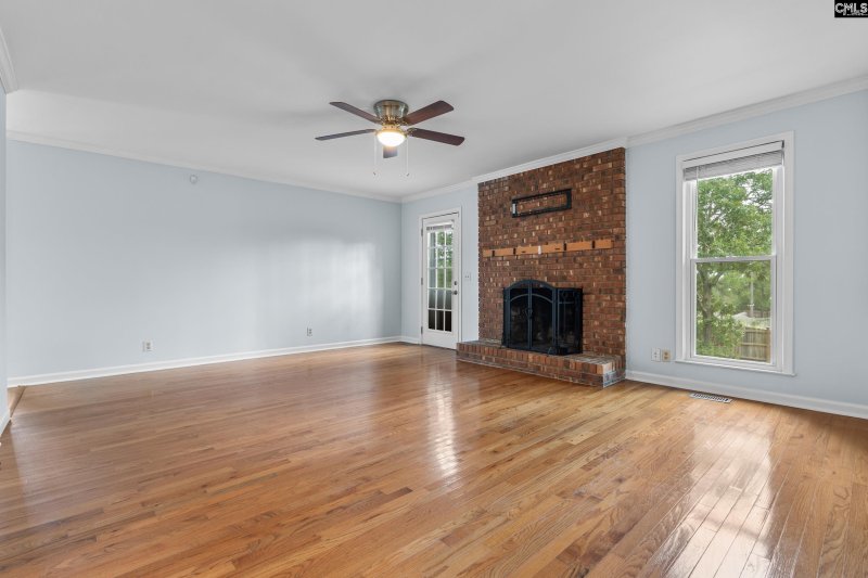 Property image 3 of 300 Westridge Road in Briarcliffe Estates, Elgin, SC 29045