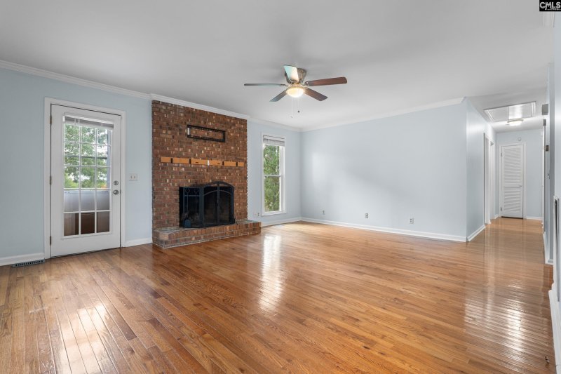 Property image 5 of 300 Westridge Road in Briarcliffe Estates, Elgin, SC 29045