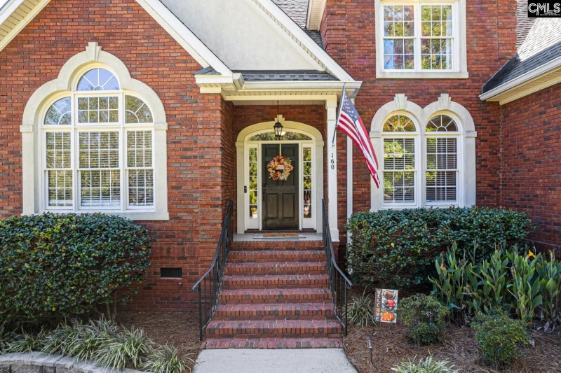 Property image 4 of 160 Secret Cove Drive in Secret Cove, Lexington, SC 29072