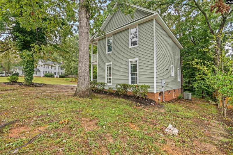 Property image 3 of 101 E Sparrowood Run in Mallard Lakes, Lexington, SC 29072