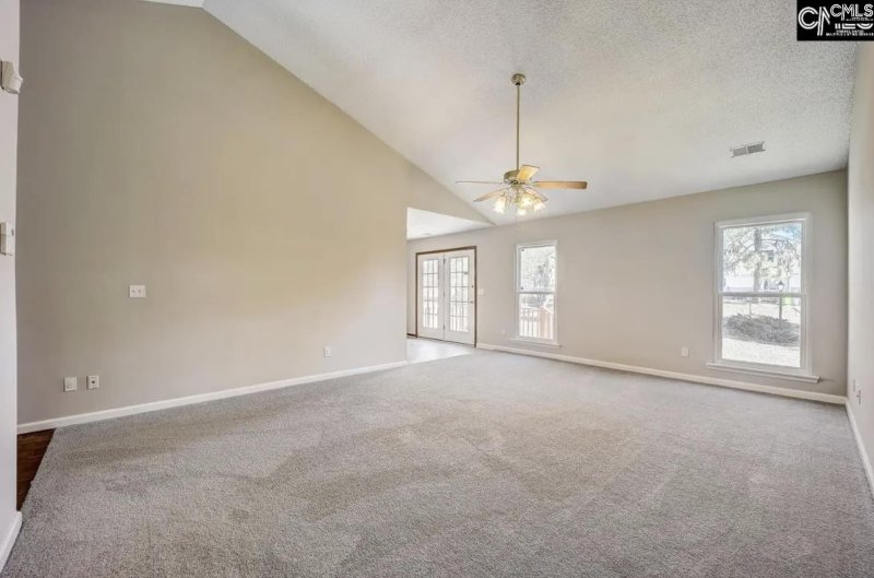 Property image 4 of 118 Green Rose Road in Winslow, Columbia, SC 29229