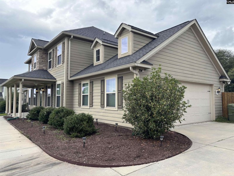 Property image 3 of 108 Hackamore Lane in Bridlewood Farms, Camden, SC 29020