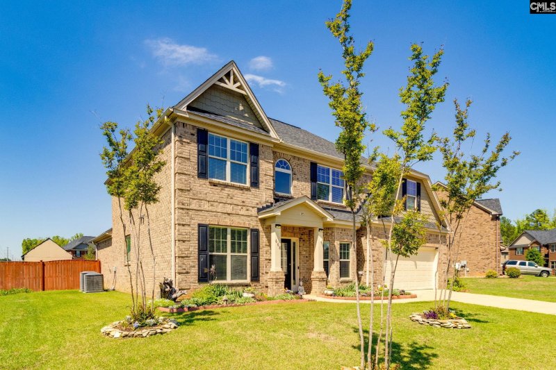 Property image 2 of 668 Autumn Ridge Road in Westcott Ridge, Chapin, SC 29036