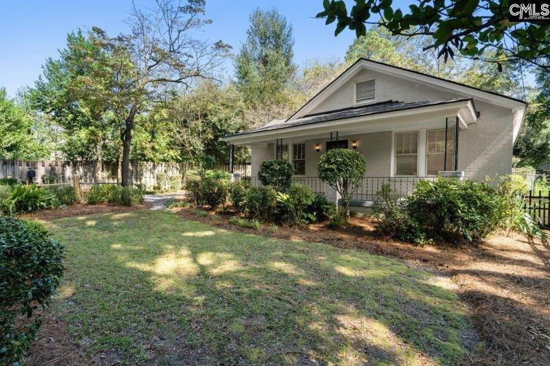 Property image 5 of 418 S Ravenel Street in Rosewood, Columbia, SC 29205