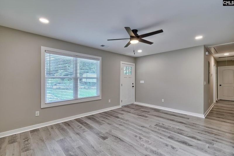 Property image 4 of 1527 Blakeley Street in Haskell Heights, Columbia, SC 29203