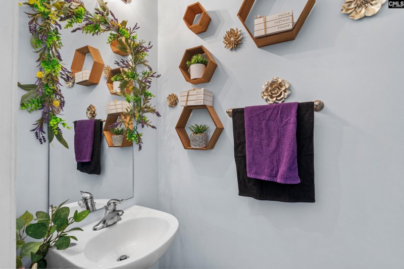 Property image 5 of 105 Saskatoon Drive in Canary Woods, Hopkins, SC 29061