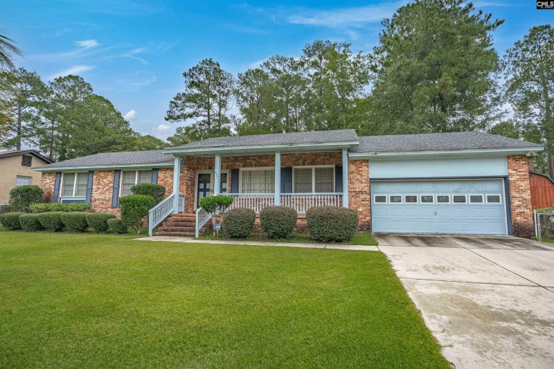 Property image 2 of 523 Torwood Drive in Meadowlake, Columbia, SC 29203