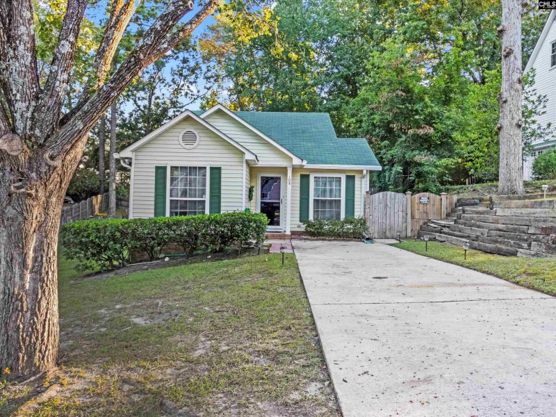 108 Coventry Court Street