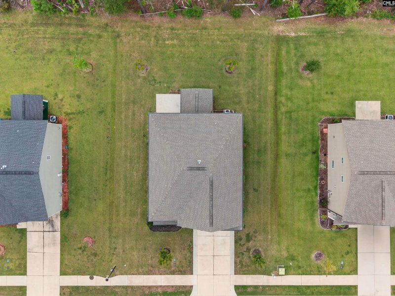 Property image 5 of 106 Ridge Circle Drive in Bramblewood, Camden, SC 29020